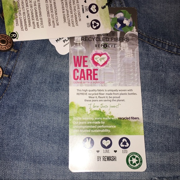 Recycled fibre denim shorts - Picture 4 of 4